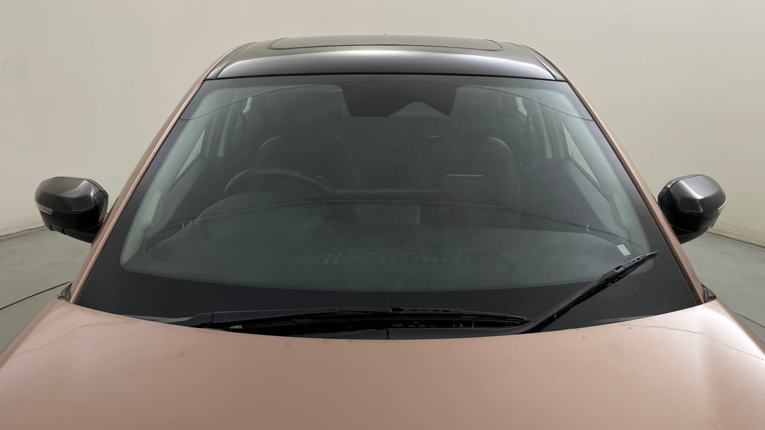 Used 2025 Tata Curvv Accomplished Plus A 1.5 Kryojet Diesel 6MT Diesel Manual exterior FRONT WINDSHIELD VIEW