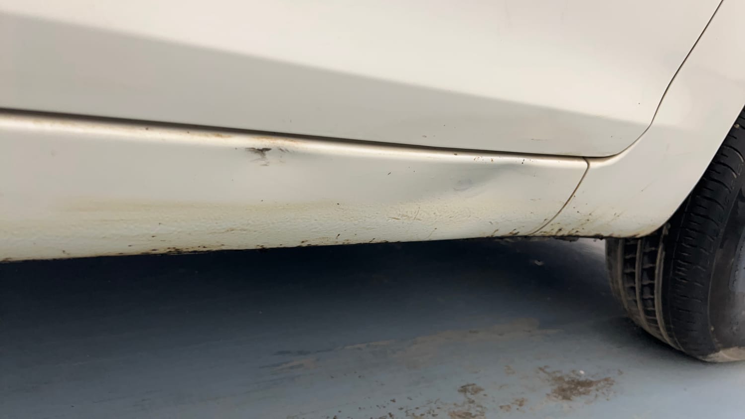 Used 2014 Maruti Suzuki Swift VXi Petrol Manual dents MINOR DENT