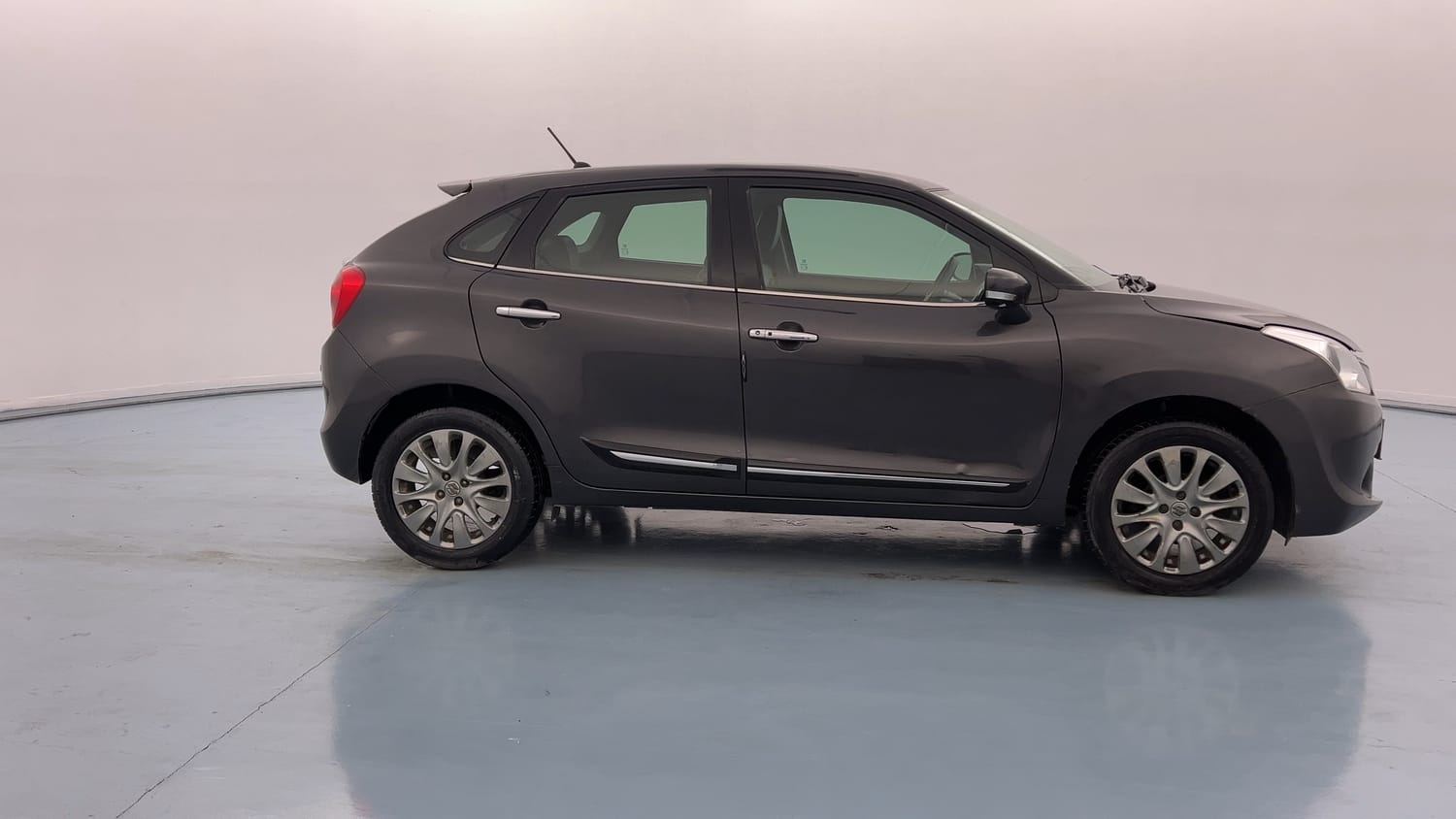 Used 2016 Maruti Suzuki Baleno Zeta 1.2 Petrol Manual exterior RIGHT SIDE VIEW