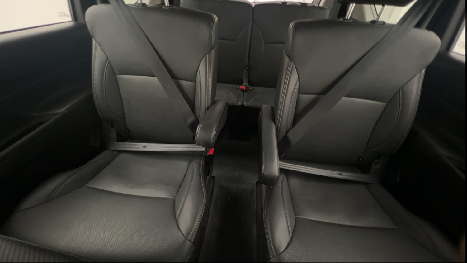 Used 2023 Maruti Suzuki XL6 Alpha MT Petrol Petrol Manual interior REAR SEAT CONDITION VIEW