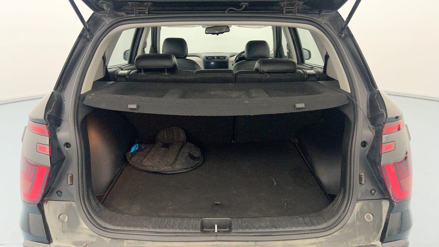Used 2023 Hyundai Creta SX 1.5 Petrol Petrol Manual interior DICKY INSIDE VIEW