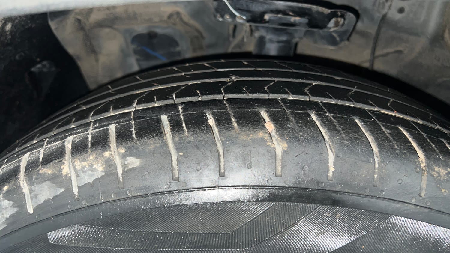 Used 2023 Hyundai Creta SX 1.5 Petrol Petrol Manual tyres LEFT FRONT TYRE TREAD VIEW