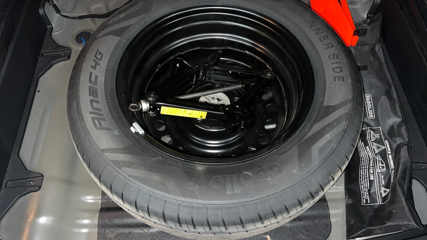 Used 2023 Hyundai Creta SX 1.5 Petrol Petrol Manual tyres SPARE TYRE VIEW