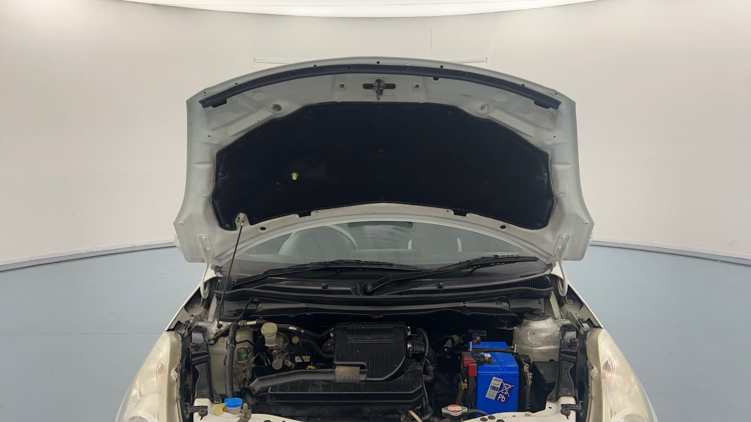 Used 2014 Maruti Suzuki Swift VXi Petrol Manual engine ENGINE & BONNET OPEN FRONT VIEW