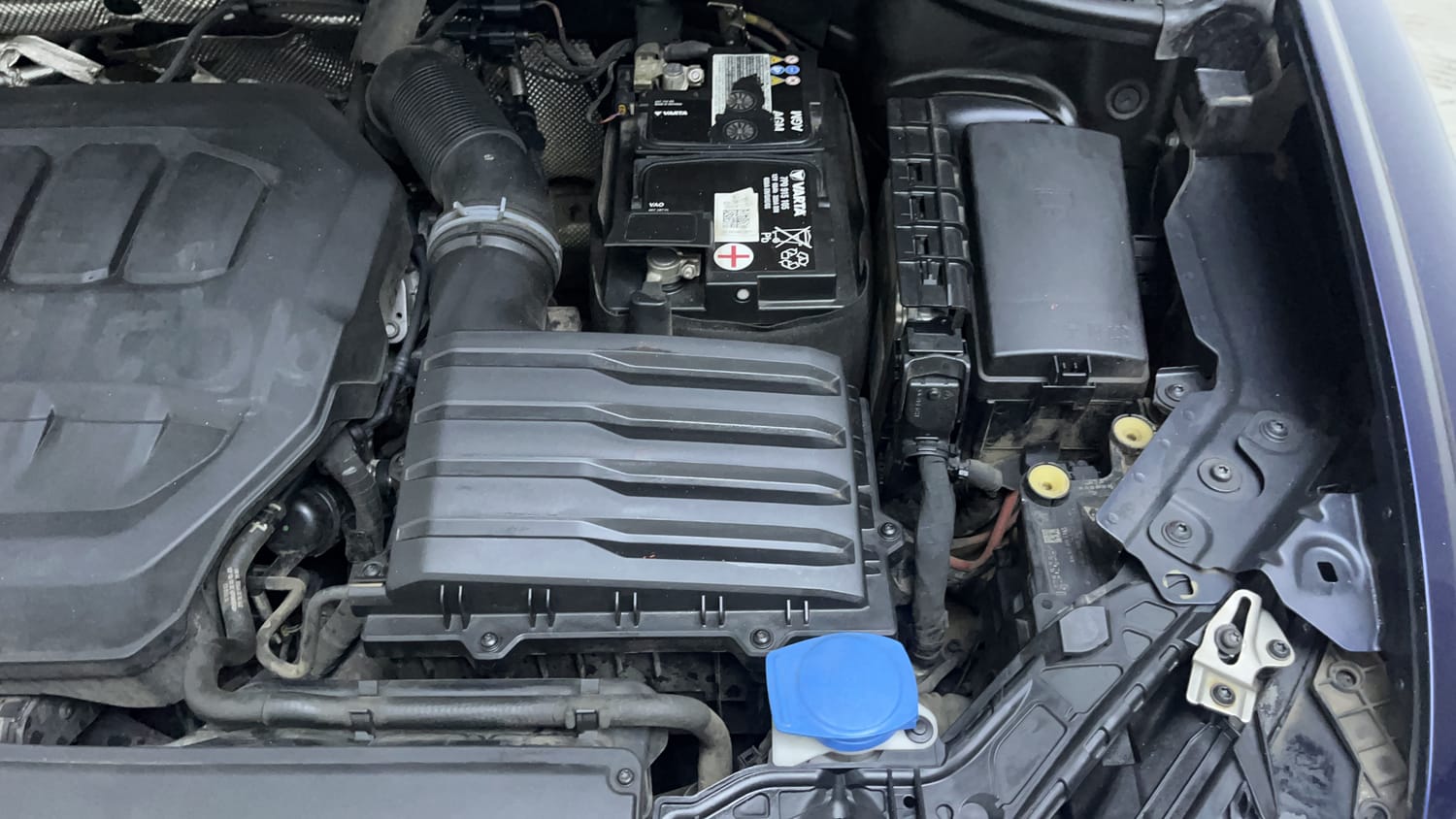 Used 2023 Audi Q3 40 TFSI Premium Plus Petrol Automatic engine ENGINE LEFT SIDE VIEW