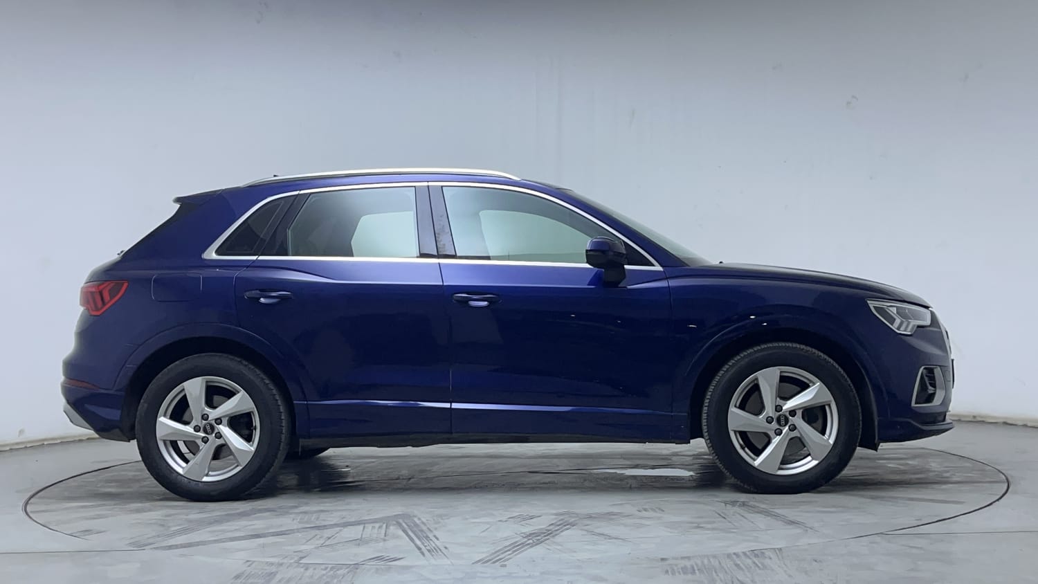 Used 2023 Audi Q3 40 TFSI Premium Plus Petrol Automatic exterior RIGHT SIDE VIEW