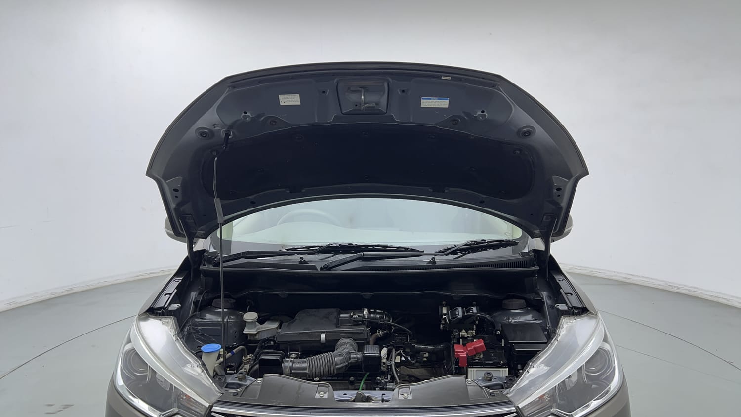 Used 2023 Maruti Suzuki Ertiga ZXi Plus AT Petrol Automatic engine ENGINE & BONNET OPEN FRONT VIEW