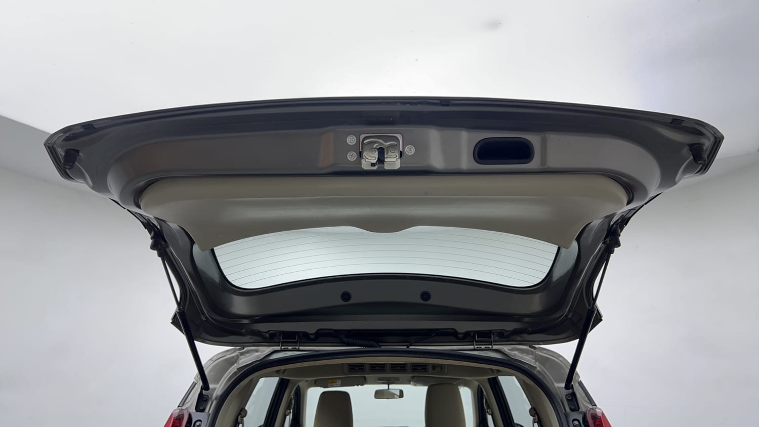 Used 2023 Maruti Suzuki Ertiga ZXi Plus AT Petrol Automatic interior DICKY DOOR OPEN VIEW
