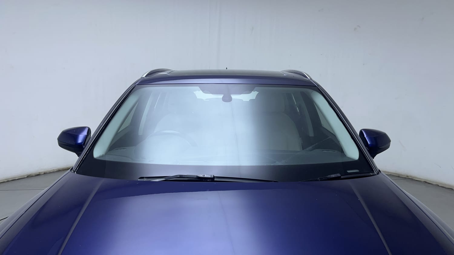 Used 2023 Audi Q3 40 TFSI Premium Plus Petrol Automatic exterior FRONT WINDSHIELD VIEW