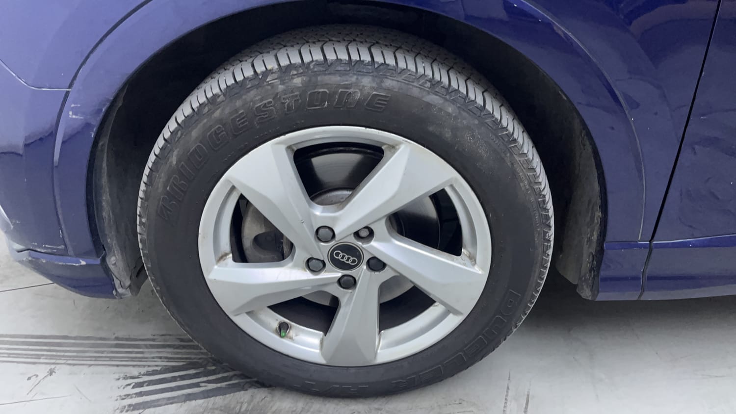 Used 2023 Audi Q3 40 TFSI Premium Plus Petrol Automatic tyres LEFT FRONT TYRE RIM VIEW