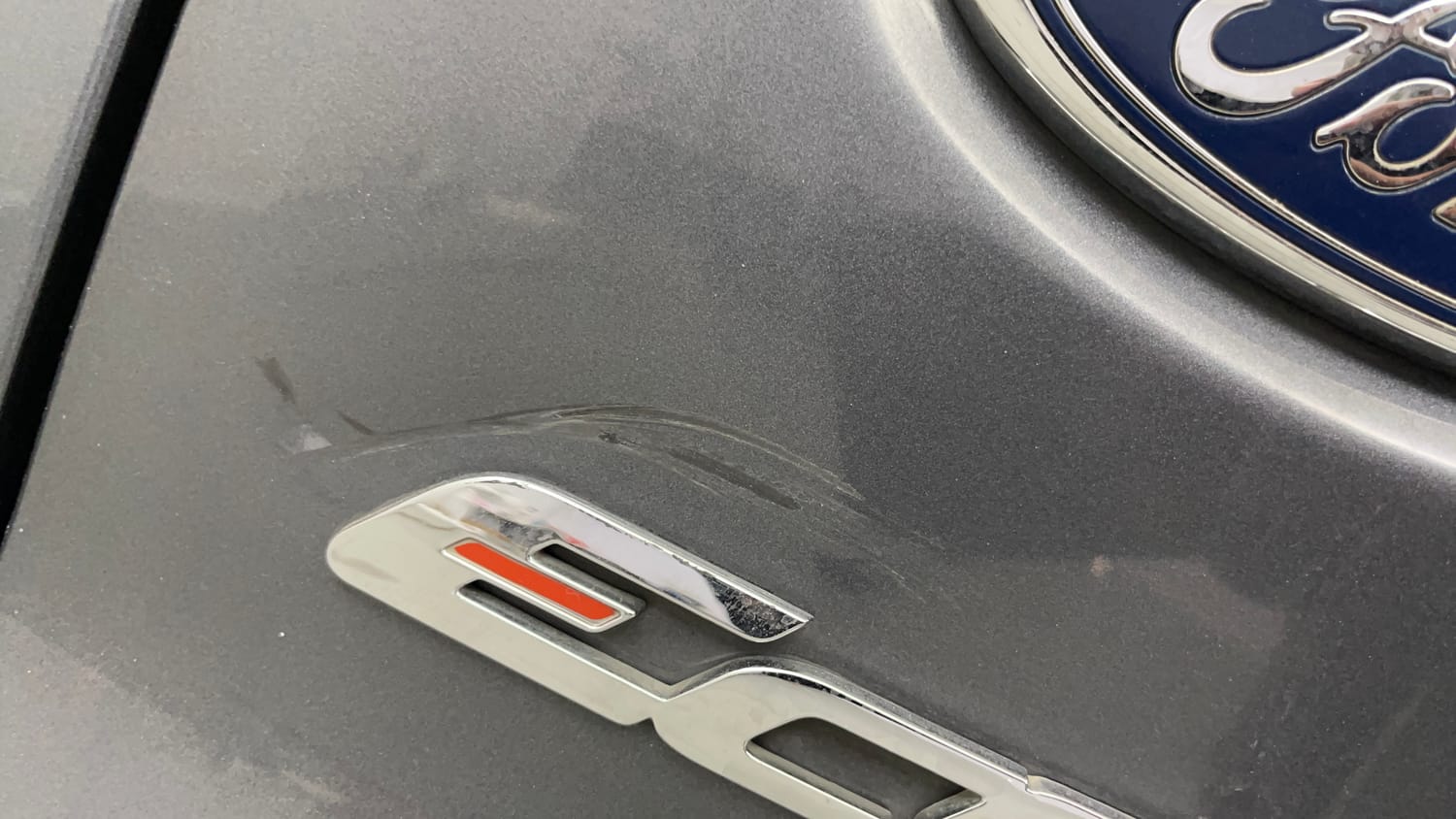 Used 2019 Ford EcoSport Titanium 1.5L TDCi Diesel Manual dents MINOR DENT