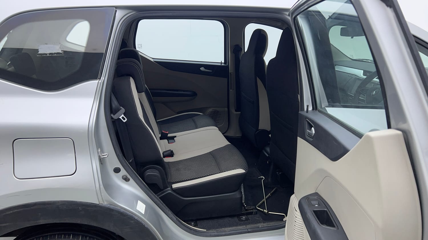 Used 2022 Renault Triber RXZ EASY-R AMT Petrol Automatic interior RIGHT SIDE REAR DOOR CABIN VIEW
