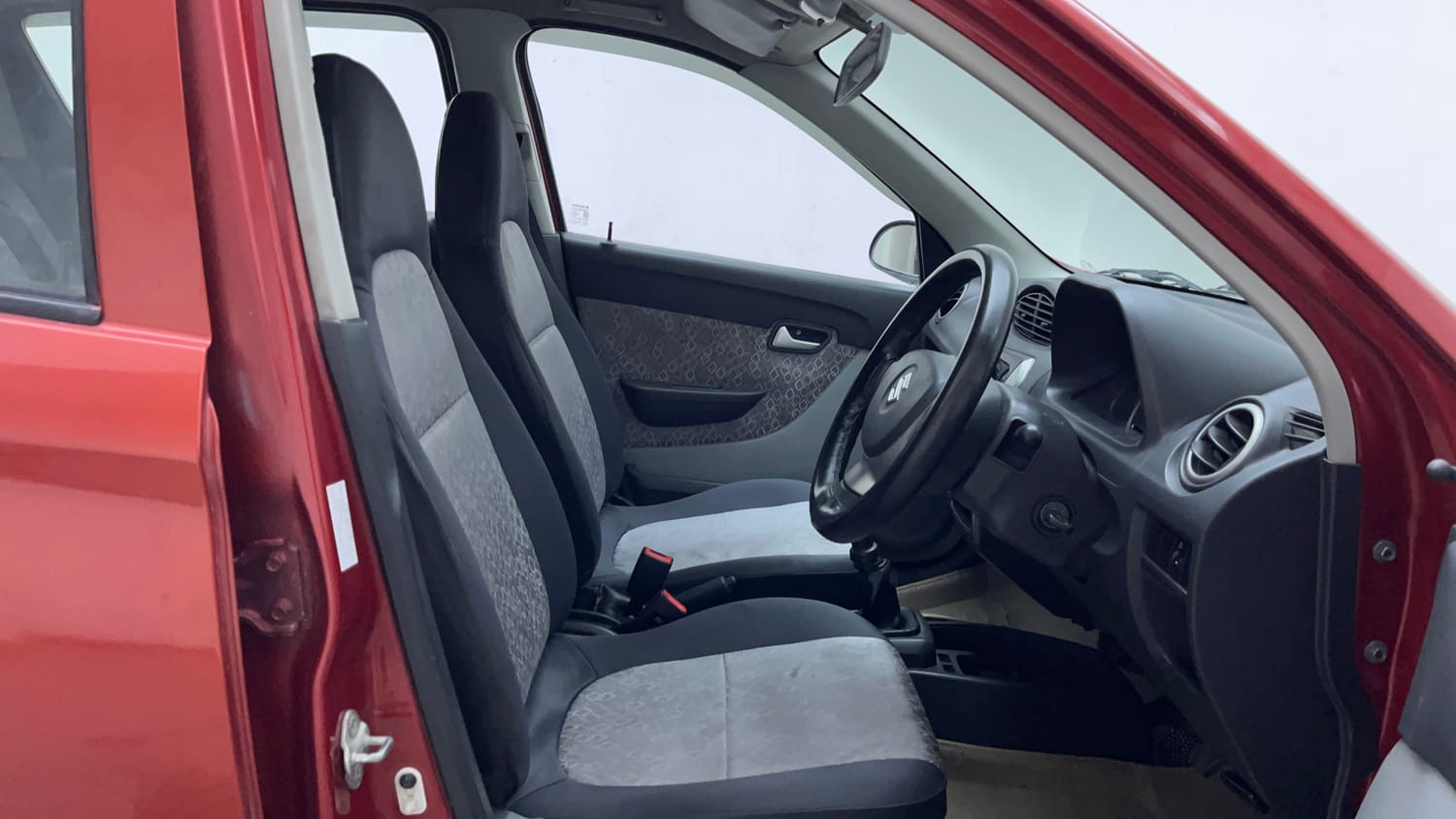Used 2016 Maruti Suzuki Alto 800 LXi Petrol Manual interior RIGHT SIDE FRONT DOOR CABIN VIEW