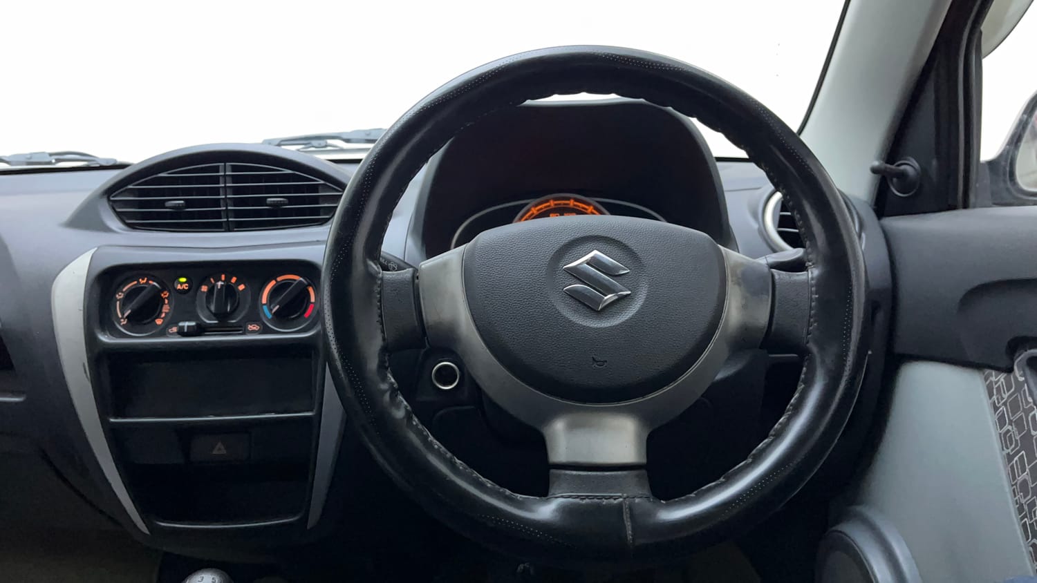 Used 2016 Maruti Suzuki Alto 800 LXi Petrol Manual interior STEERING VIEW