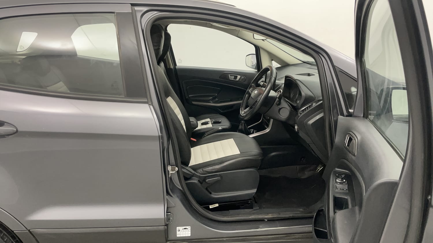 Used 2019 Ford EcoSport Titanium 1.5L TDCi Diesel Manual interior RIGHT SIDE FRONT DOOR CABIN VIEW