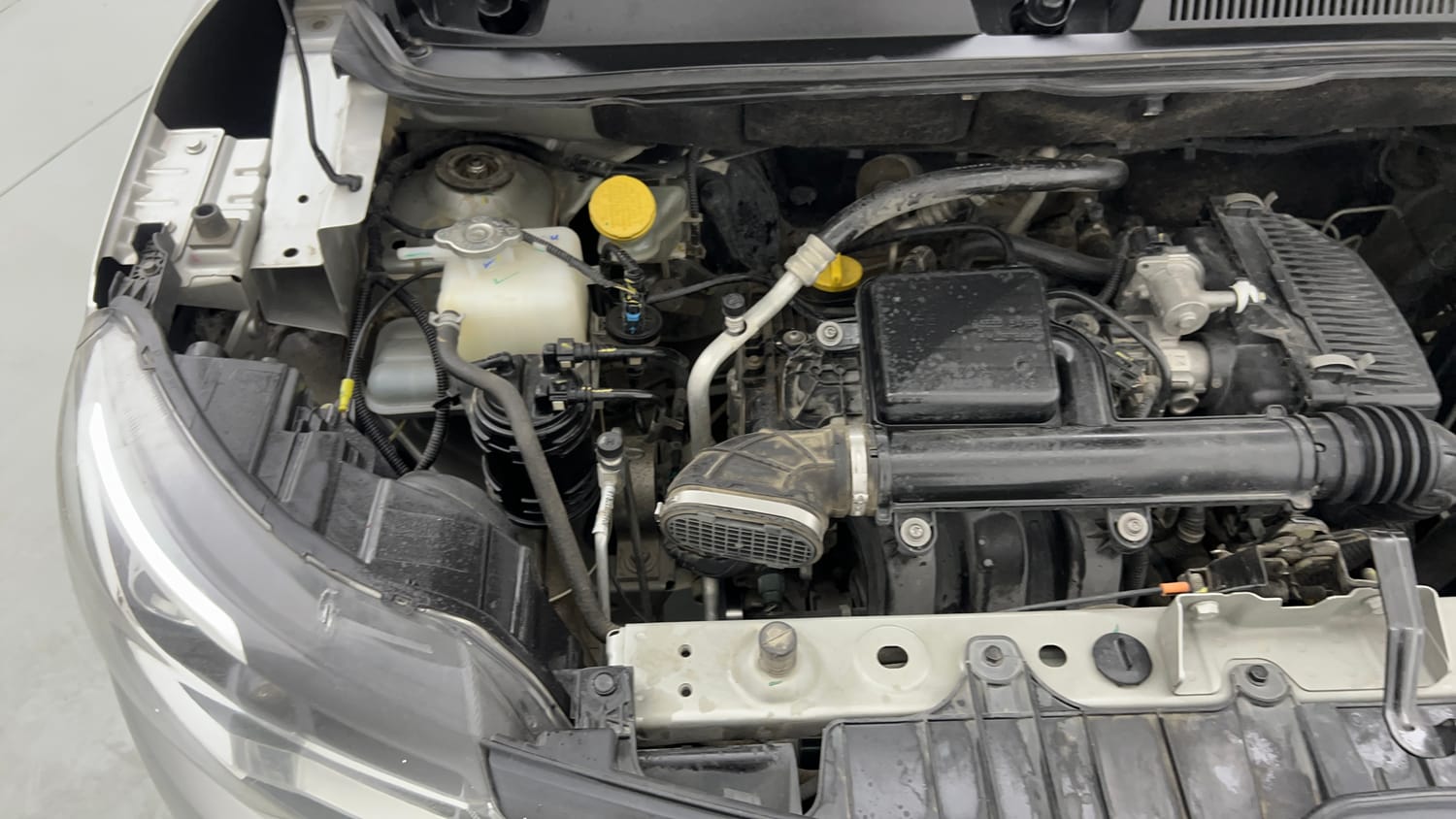 Used 2022 Renault Triber RXZ EASY-R AMT Petrol Automatic engine ENGINE RIGHT SIDE VIEW