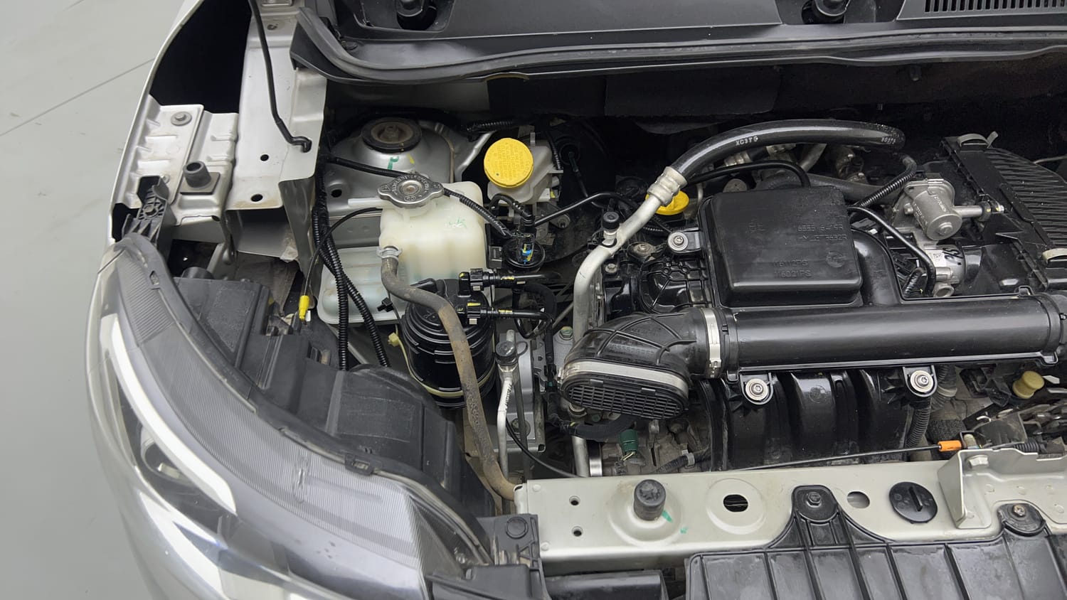 2021 Renault Triber RXZ EASY-R AMT-30
