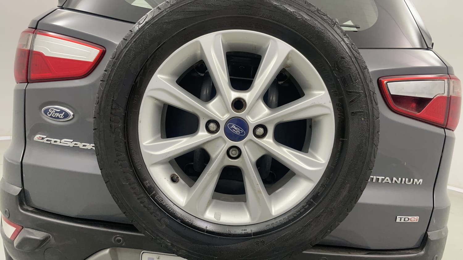 Used 2019 Ford EcoSport Titanium 1.5L TDCi Diesel Manual tyres SPARE TYRE VIEW
