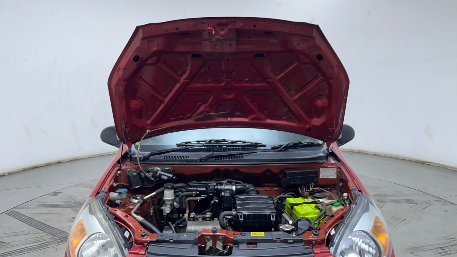 Used 2016 Maruti Suzuki Alto 800 LXi Petrol Manual engine ENGINE & BONNET OPEN FRONT VIEW