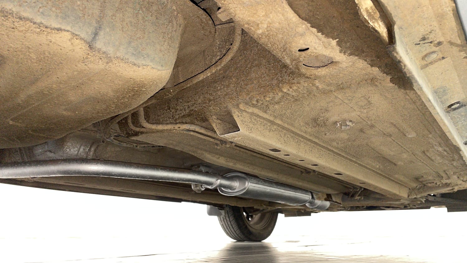 Used 2023 Nissan Magnite XV Premium Turbo CVT Petrol Automatic extra REAR RIGHT UNDERBODY VIEW