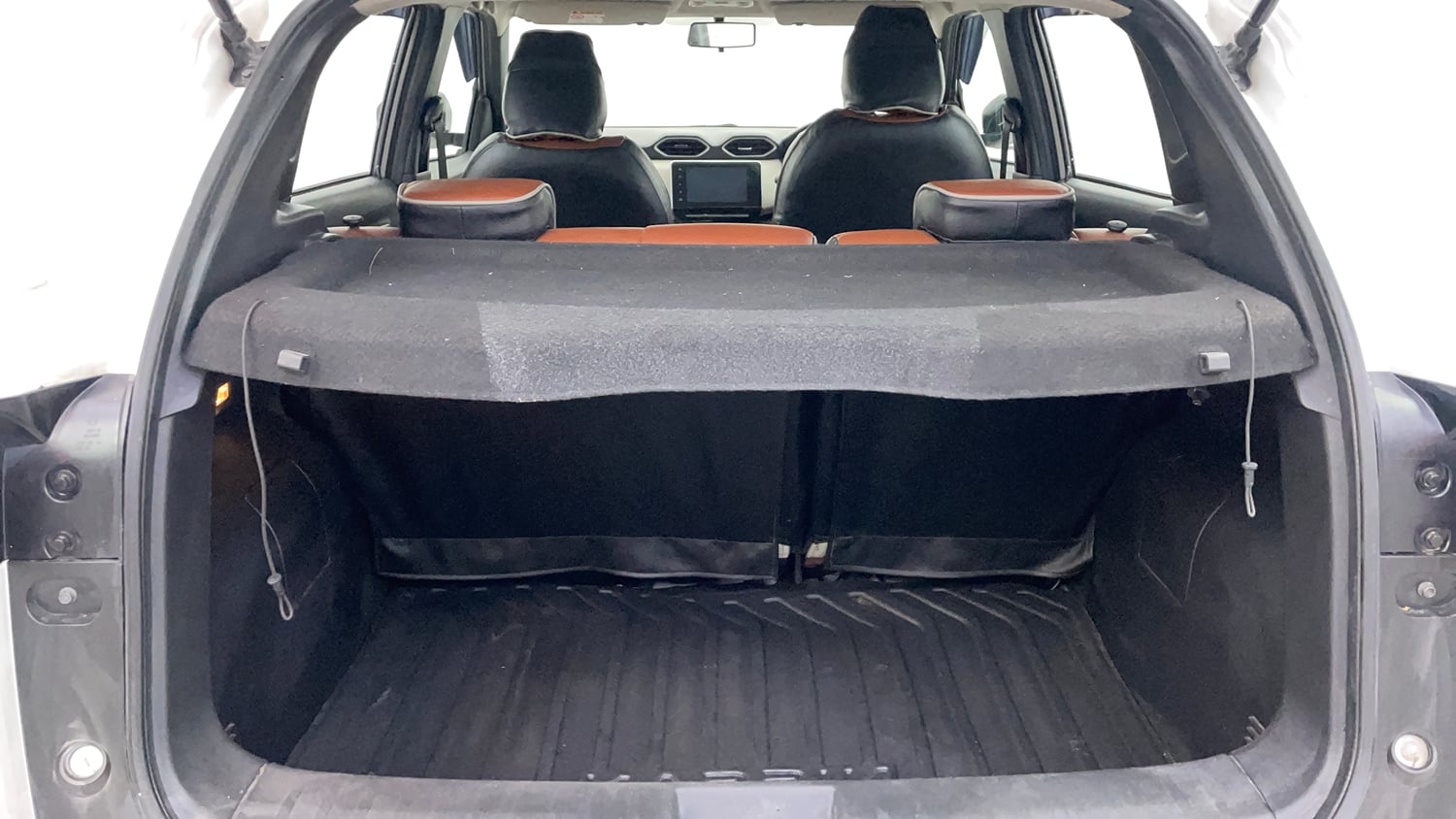 Used 2023 Nissan Magnite XV Premium Turbo CVT Petrol Automatic interior DICKY INSIDE VIEW
