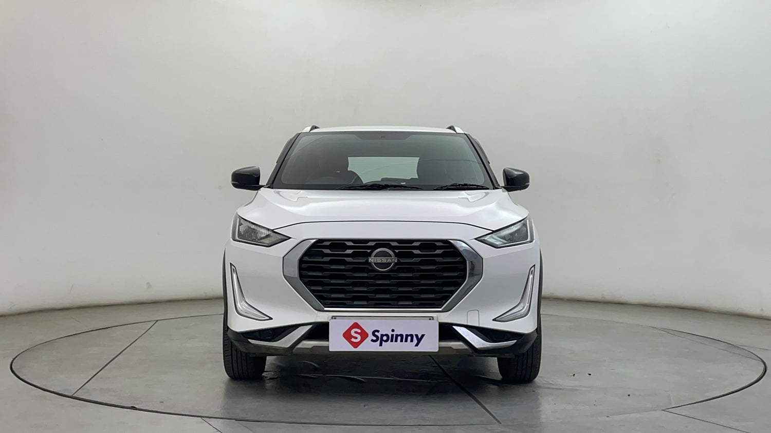 Used 2023 Nissan Magnite XV Premium Turbo CVT Petrol Automatic exterior FRONT VIEW