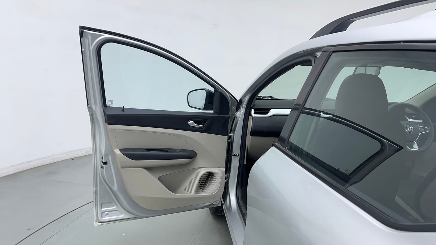 Used 2022 Renault Triber RXZ EASY-R AMT Petrol Automatic interior LEFT FRONT DOOR OPEN VIEW
