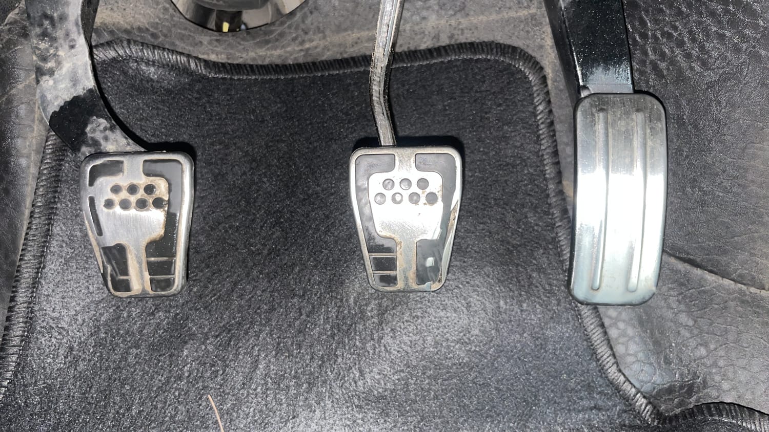 Used 2019 Ford EcoSport Titanium 1.5L TDCi Diesel Manual interior PEDALS VIEW
