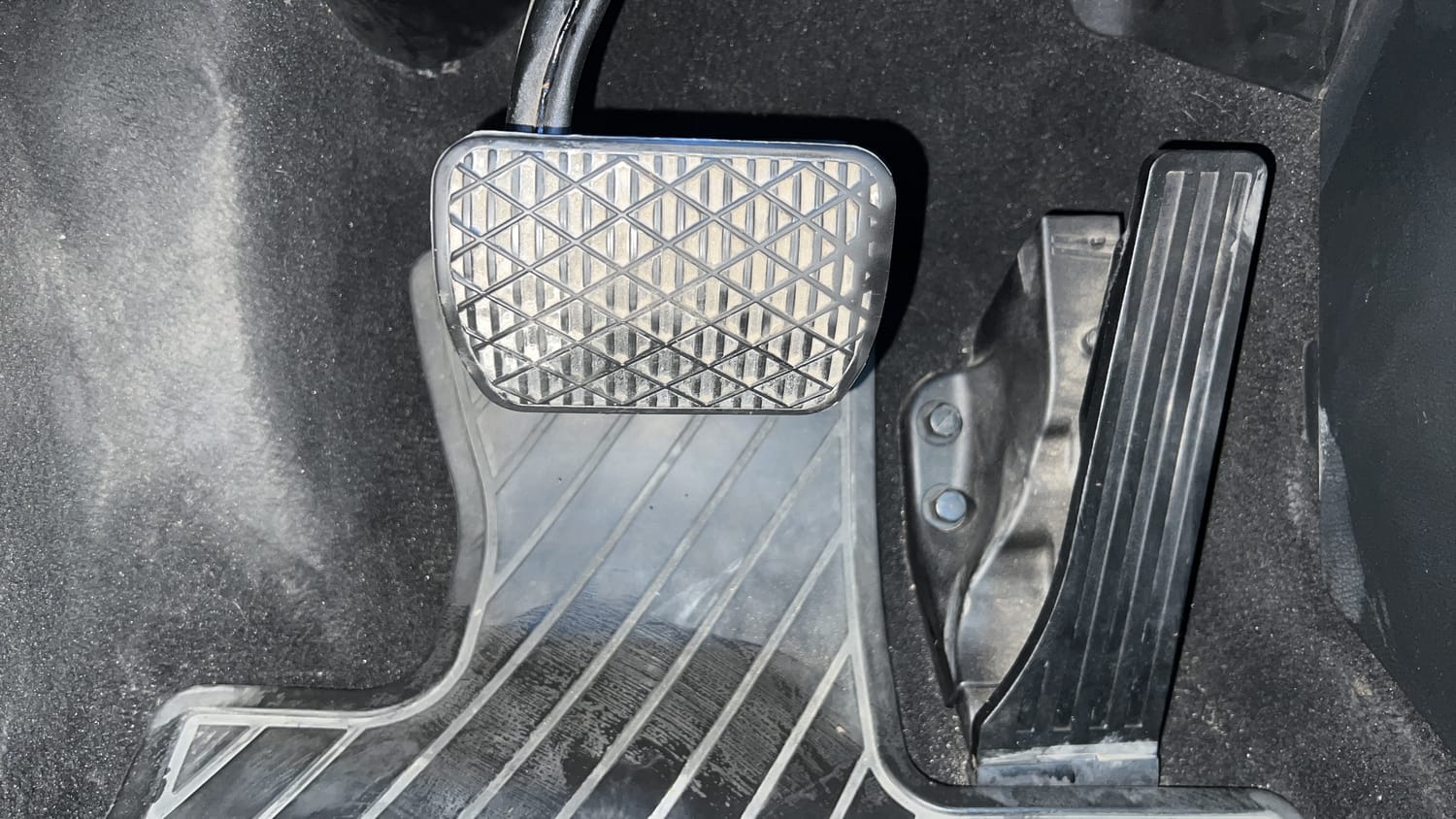 Used 2017 Mercedes-Benz E-Class E 200 Avantgarde Petrol Automatic interior PEDALS VIEW