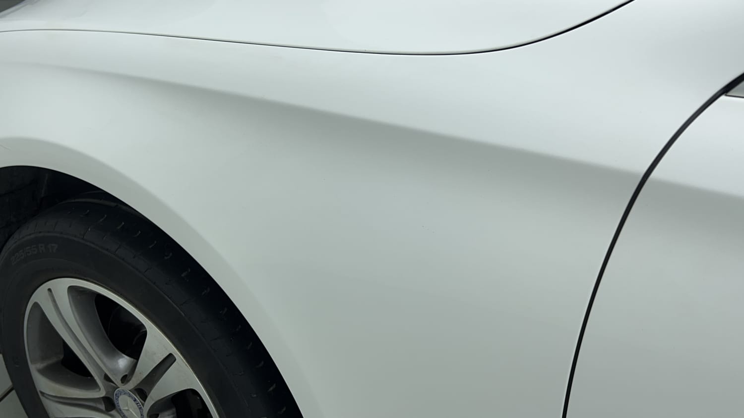 Used 2017 Mercedes-Benz E-Class E 200 Avantgarde Petrol Automatic dents MINOR SCRATCH