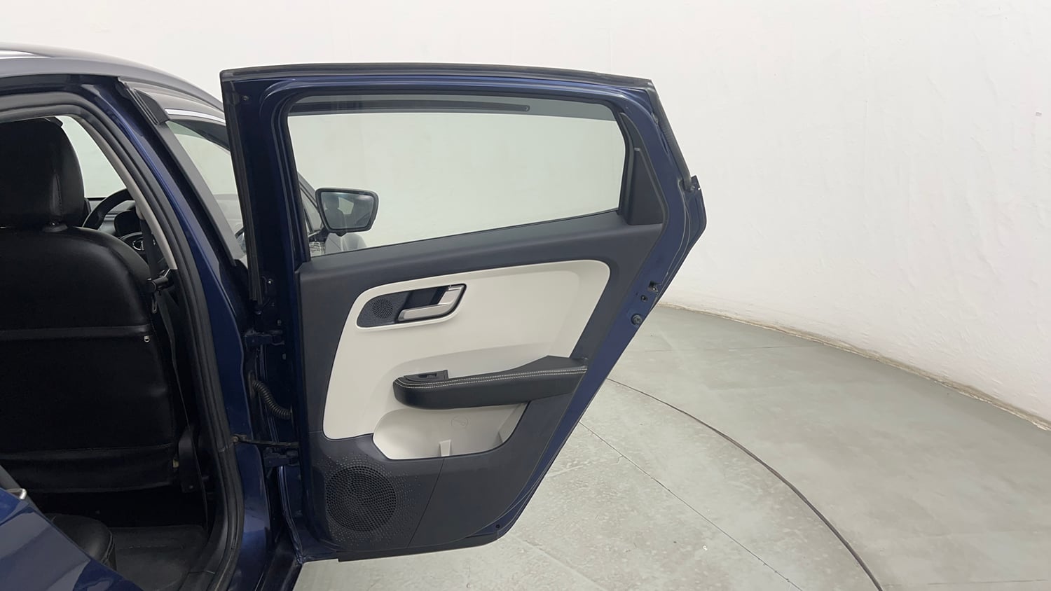 Used 2023 Tata Altroz XZ Plus (S) Diesel Diesel Manual interior RIGHT REAR DOOR OPEN VIEW