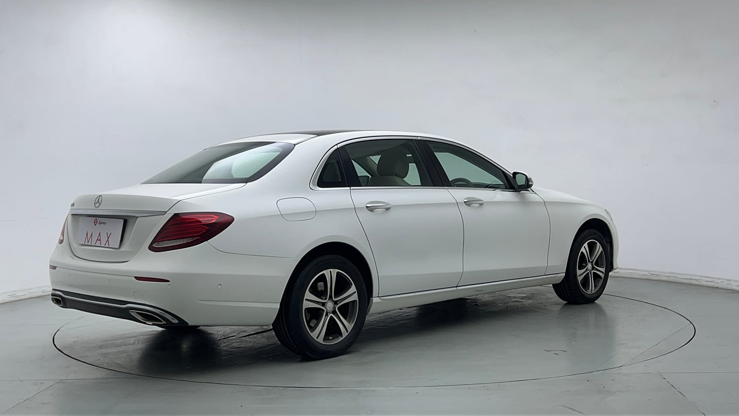 Used 2017 Mercedes-Benz E-Class E 200 Avantgarde Petrol Automatic exterior RIGHT REAR CORNER VIEW