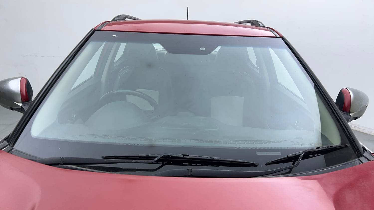 2022 Mahindra XUV 300 W8 (O) 1.5 Diesel-8