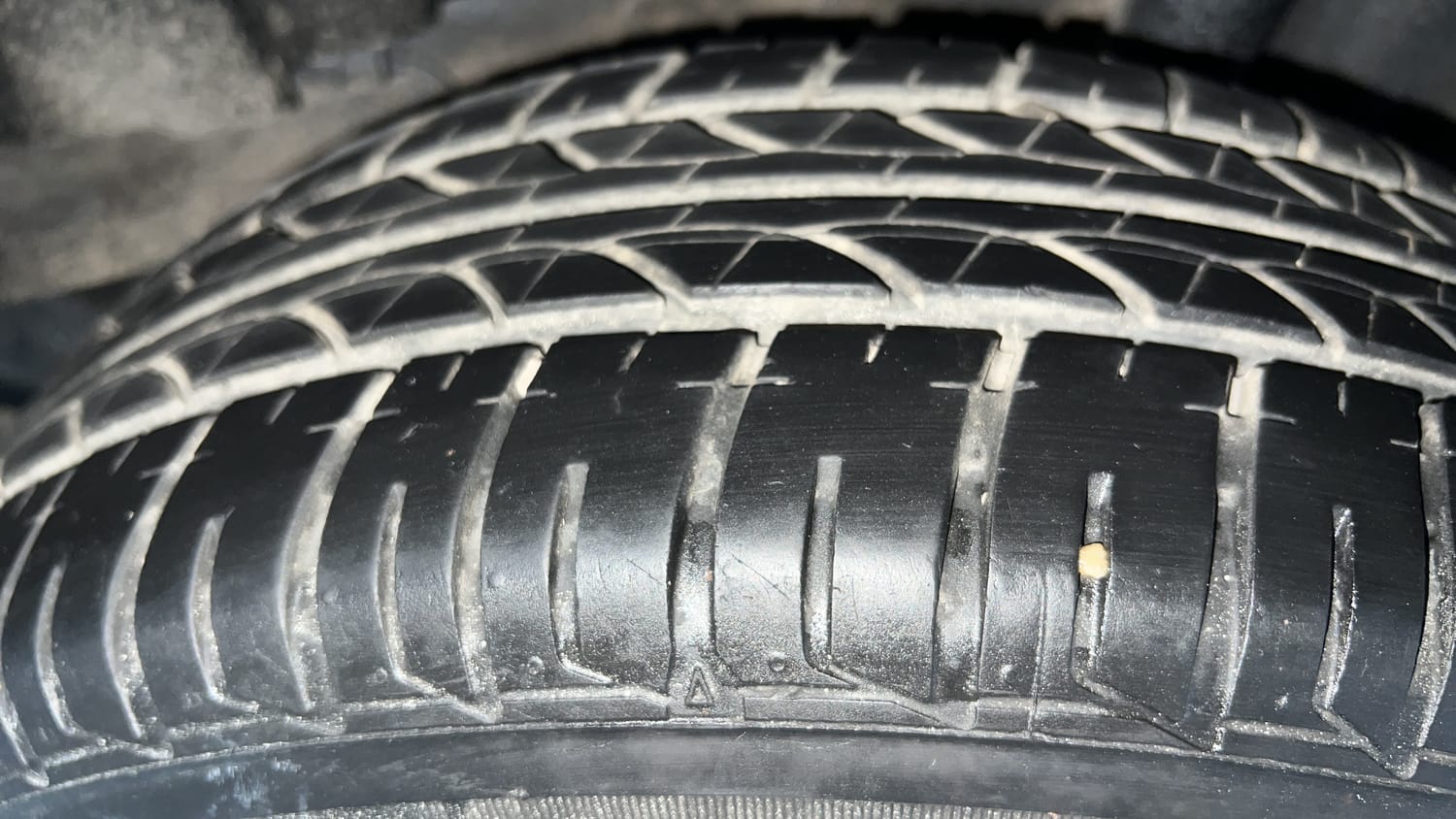 Used 2022 Tata Tigor XZ Plus CNG Cng Manual tyres LEFT REAR TYRE TREAD VIEW