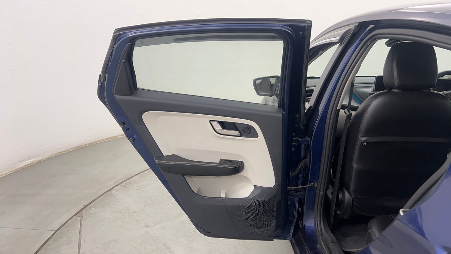 Used 2023 Tata Altroz XZ Plus (S) Diesel Diesel Manual interior LEFT REAR DOOR OPEN VIEW