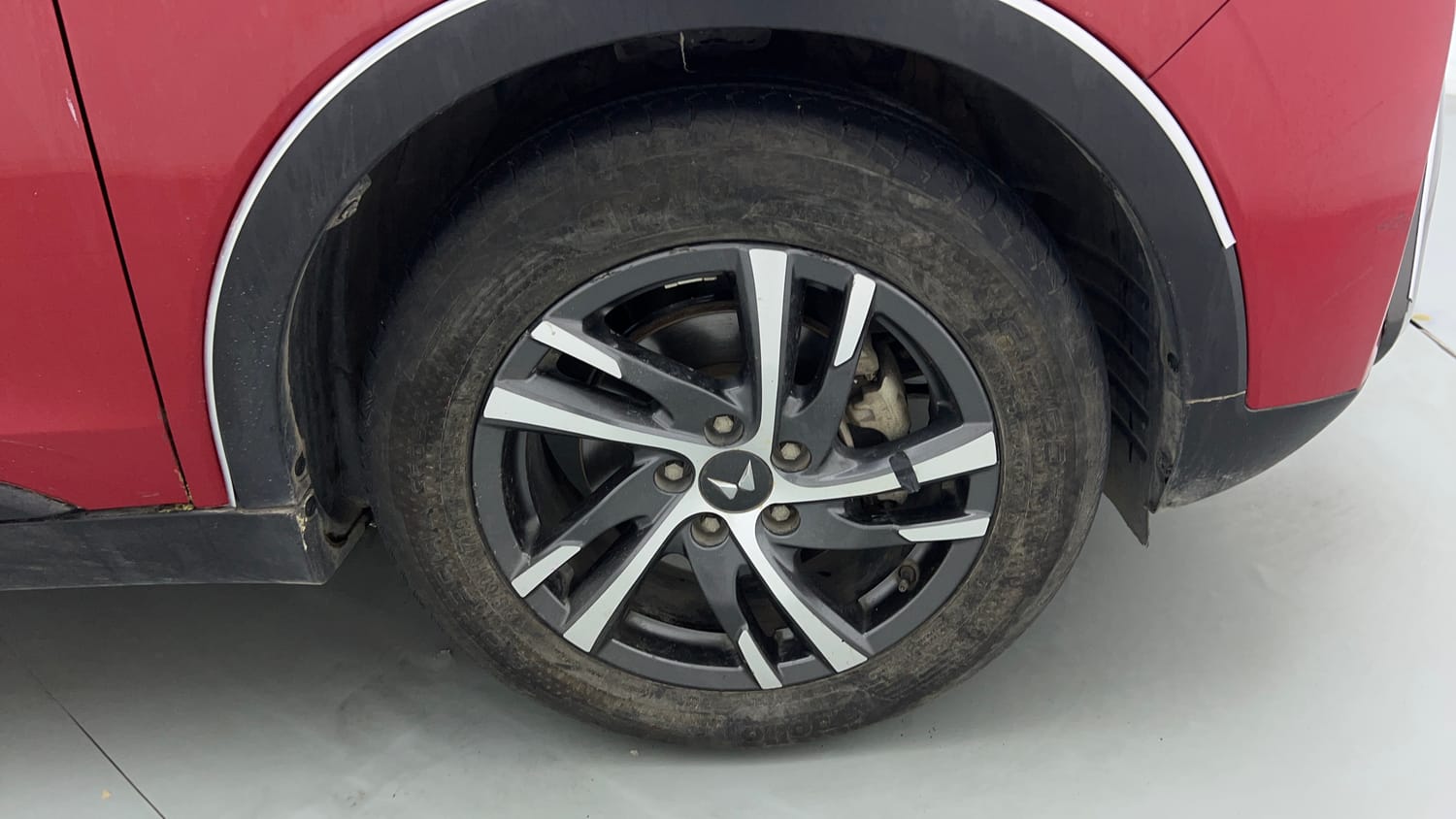 2022 Mahindra XUV 300 W8 (O) 1.5 Diesel-32