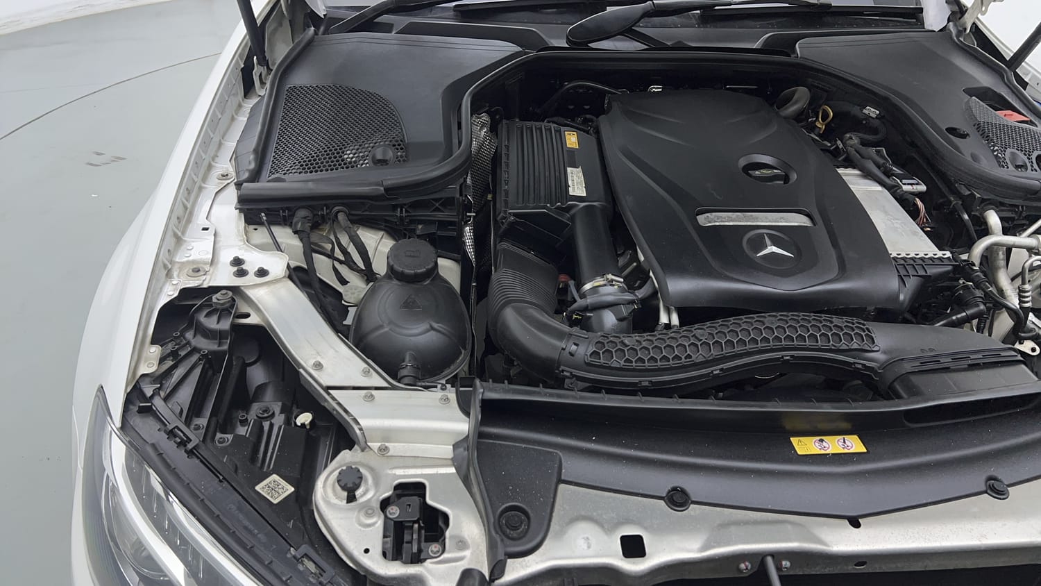 Used 2017 Mercedes-Benz E-Class E 200 Avantgarde Petrol Automatic engine ENGINE RIGHT SIDE VIEW