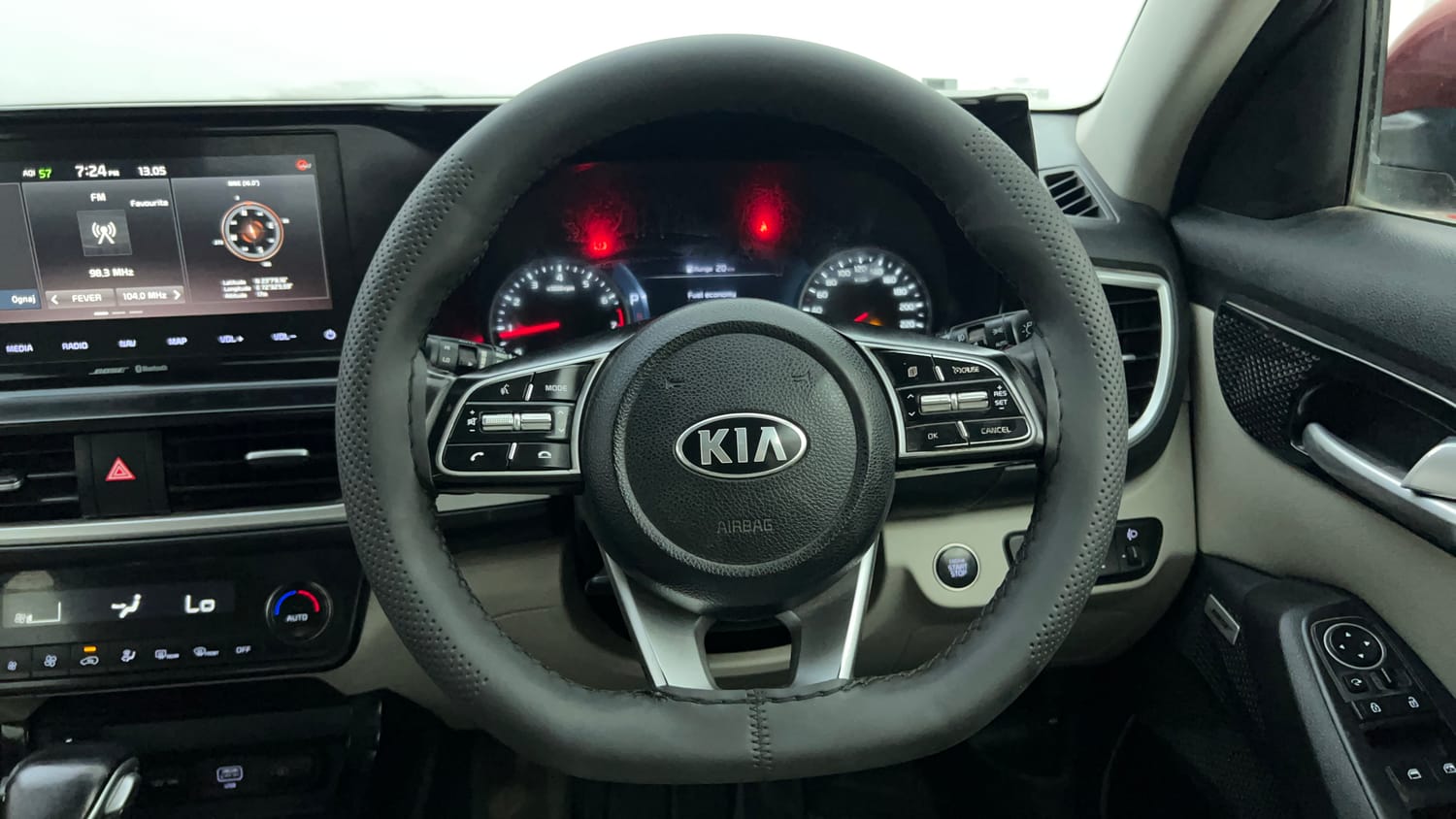 Used 2019 kia Seltos GTX Plus DCT 1.4 Petrol Automatic interior STEERING VIEW