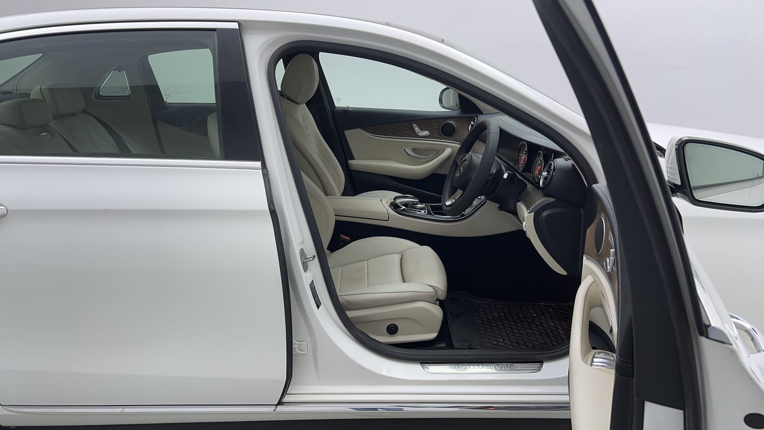Used 2017 Mercedes-Benz E-Class E 200 Avantgarde Petrol Automatic interior RIGHT SIDE FRONT DOOR CABIN VIEW