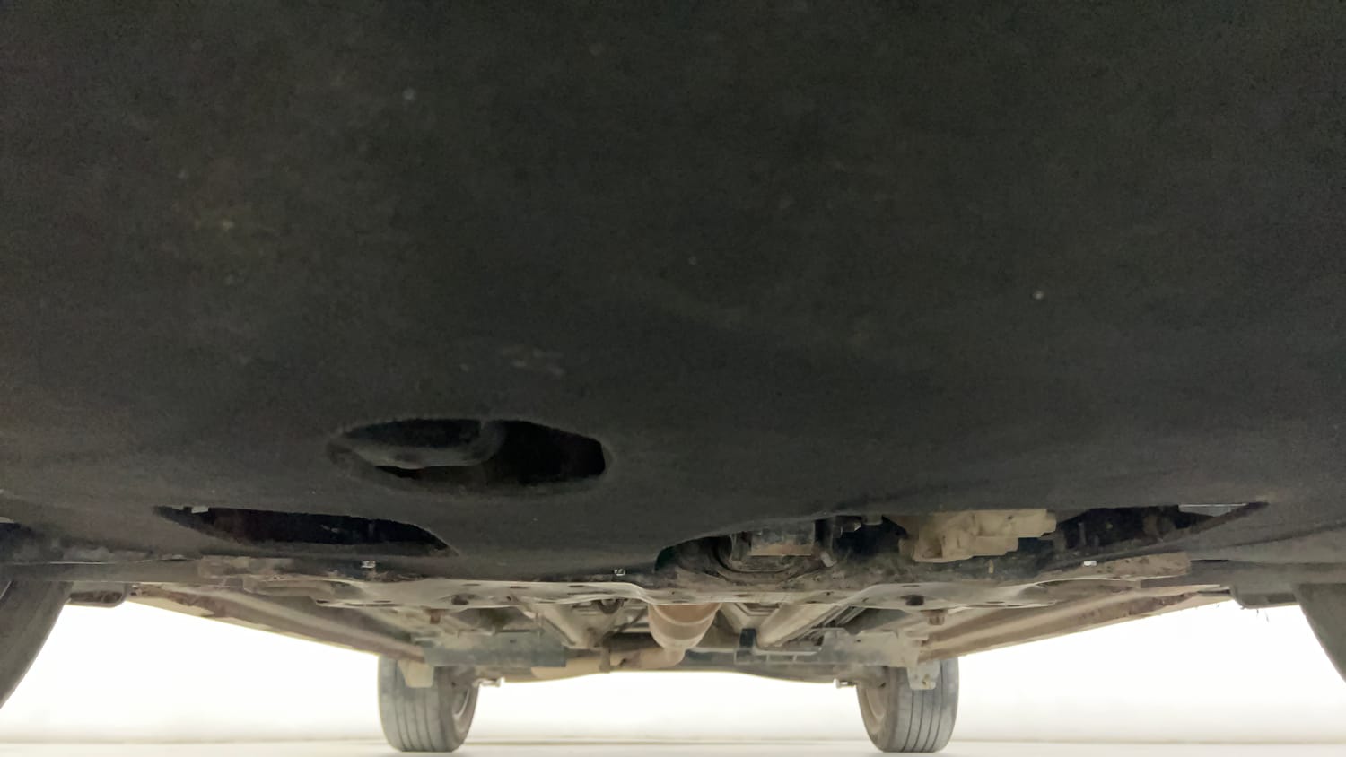Used 2019 kia Seltos GTX Plus DCT 1.4 Petrol Automatic extra FRONT LEFT UNDERBODY VIEW