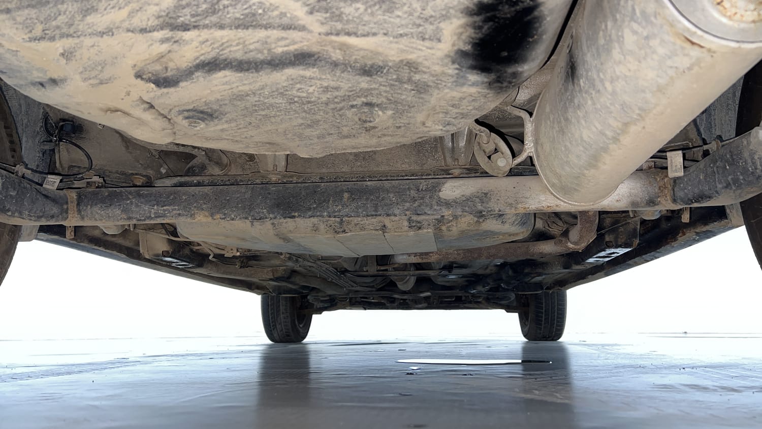 Used 2022 Tata Tigor XZ Plus CNG Cng Manual extra REAR UNDERBODY VIEW (TAKEN FROM REAR)