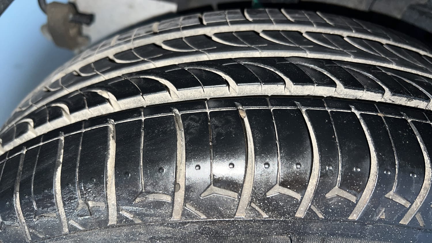 Used 2022 Tata Tigor XZ Plus CNG Cng Manual tyres RIGHT REAR TYRE TREAD VIEW