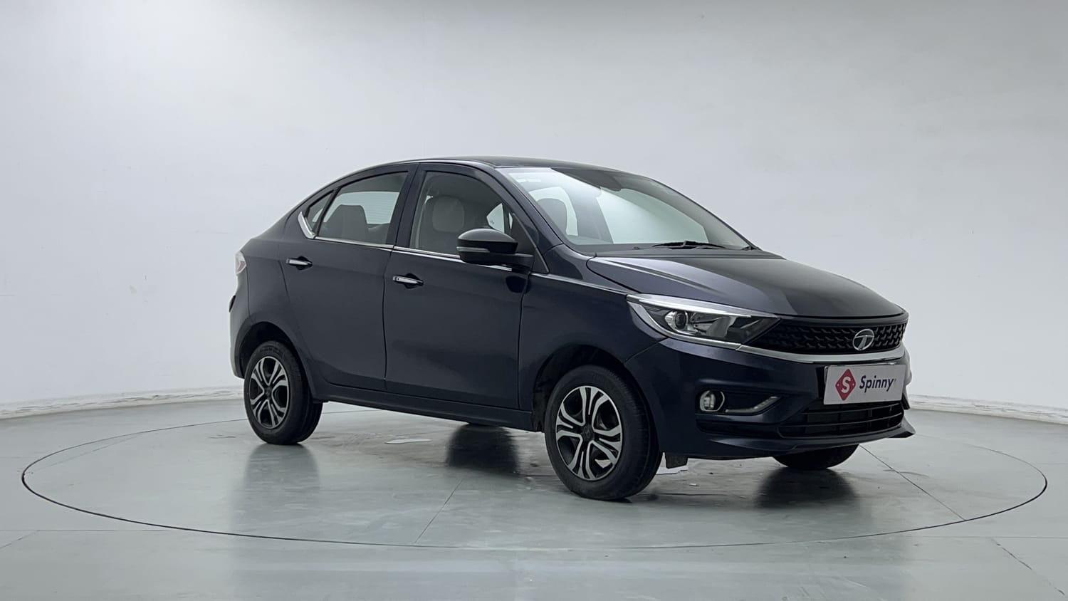 Used 2022 Tata Tigor XZ Plus CNG Cng Manual exterior RIGHT FRONT CORNER VIEW
