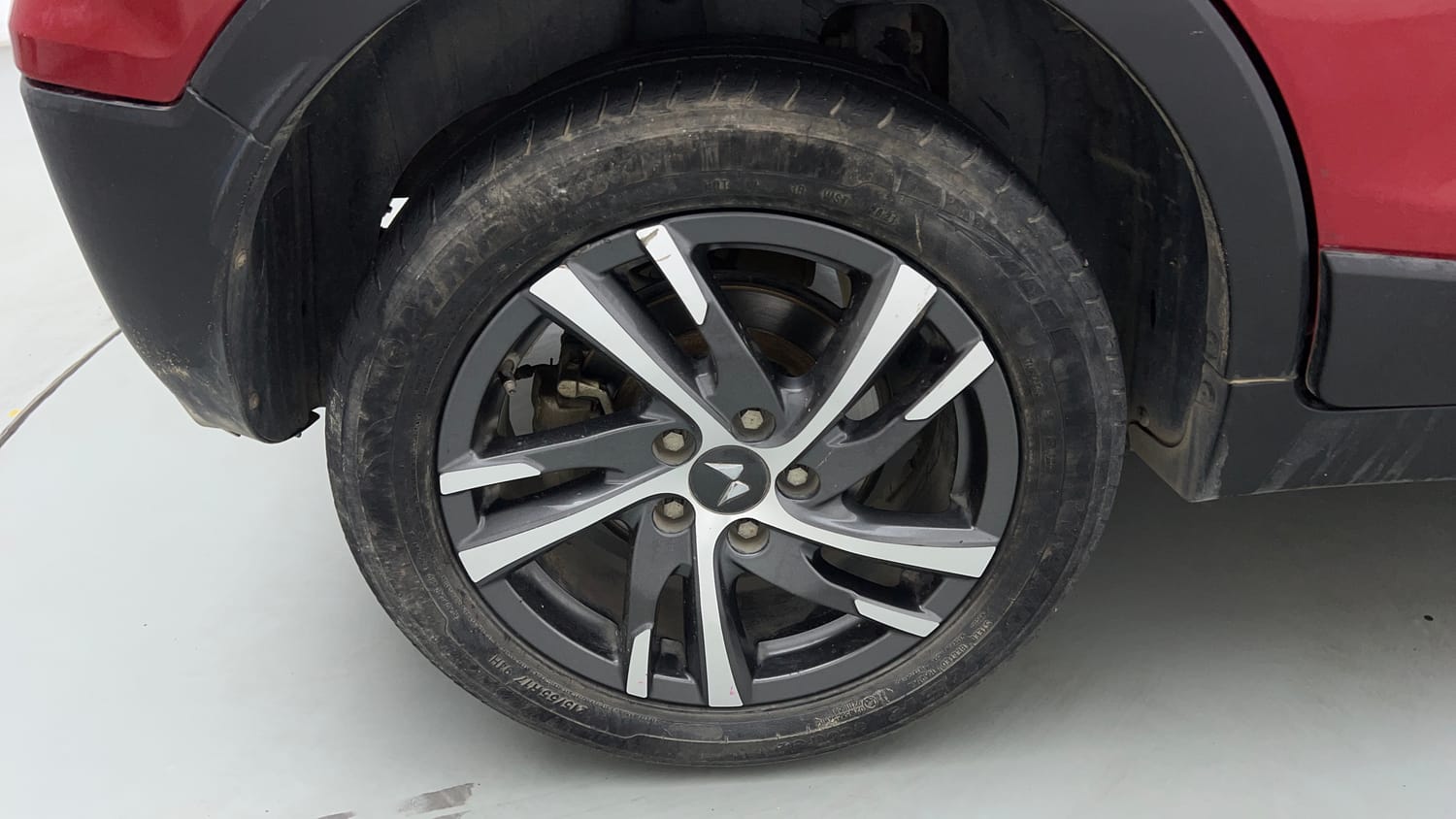 2022 Mahindra XUV 300 W8 (O) 1.5 Diesel-33
