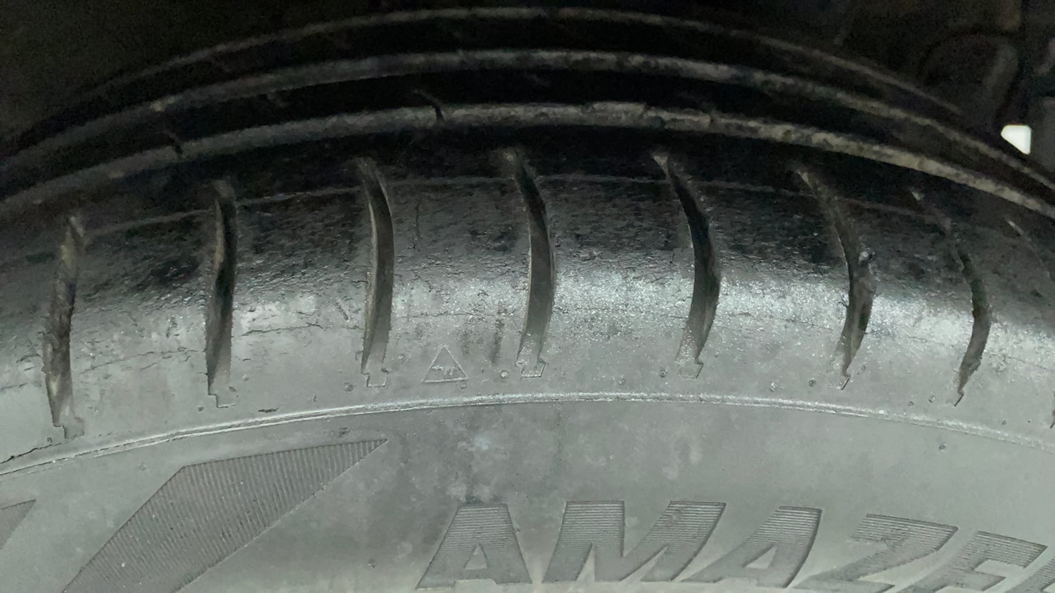 Used 2015 Hyundai Grand i10 Magna 1.2 Kappa VTVT Petrol Manual tyres LEFT REAR TYRE TREAD VIEW