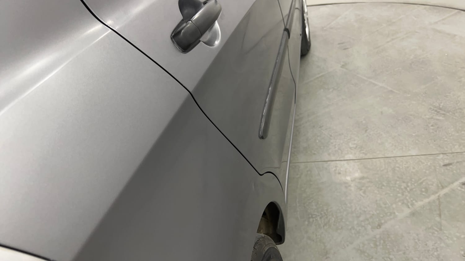 Used 2014 Maruti Suzuki Celerio VXi AMT Petrol Automatic dents MINOR SCRATCH