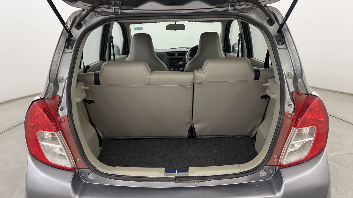 Used 2014 Maruti Suzuki Celerio VXi AMT Petrol Automatic interior DICKY INSIDE VIEW