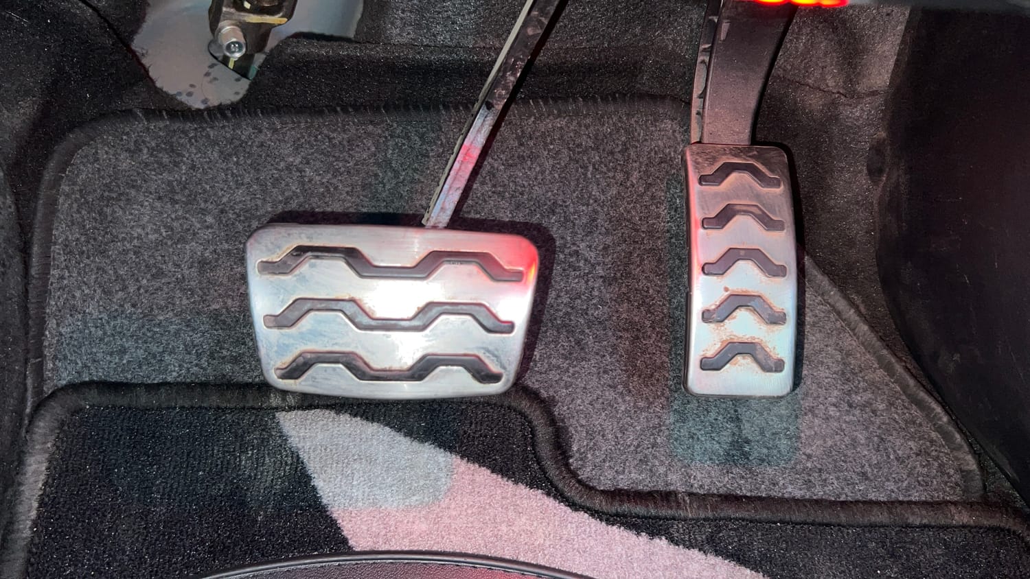 Used 2022 Hyundai i20 N Line N8 1.0 Turbo DCT Petrol Automatic interior PEDALS VIEW