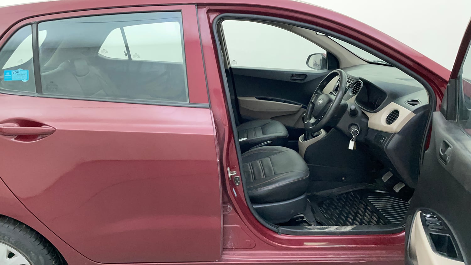 Used 2015 Hyundai Grand i10 Magna 1.2 Kappa VTVT Petrol Manual interior RIGHT SIDE FRONT DOOR CABIN VIEW