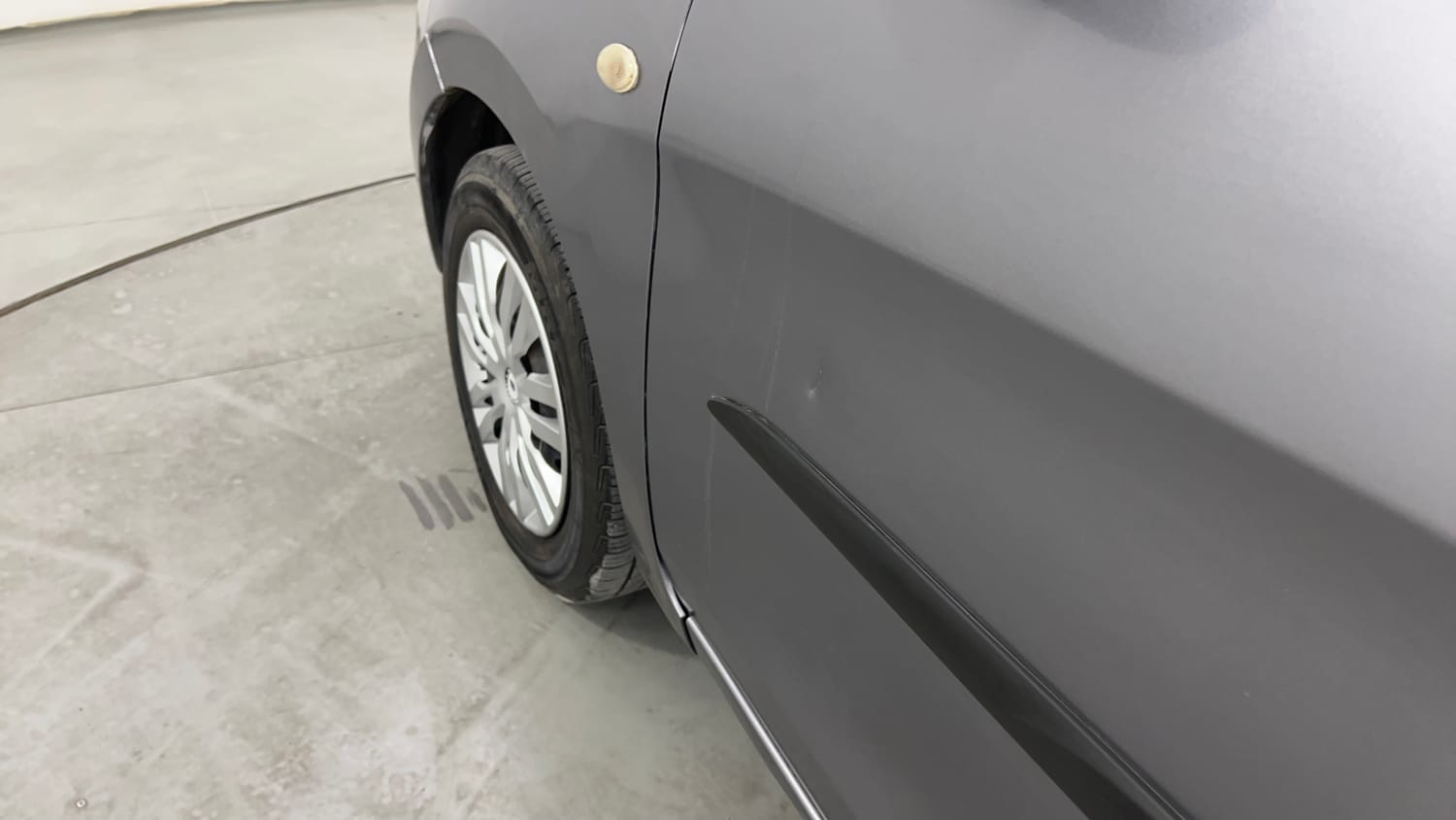 Used 2014 Maruti Suzuki Celerio VXi AMT Petrol Automatic dents MINOR SCRATCH